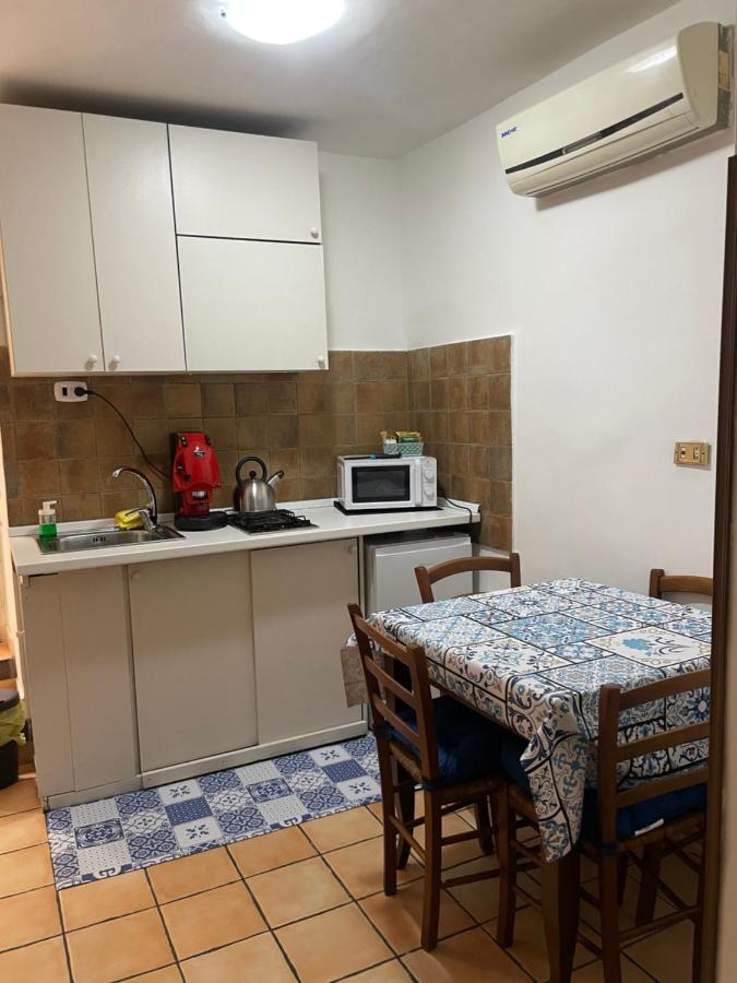 Le Suite Di Ginevra 나폴리 외부 사진