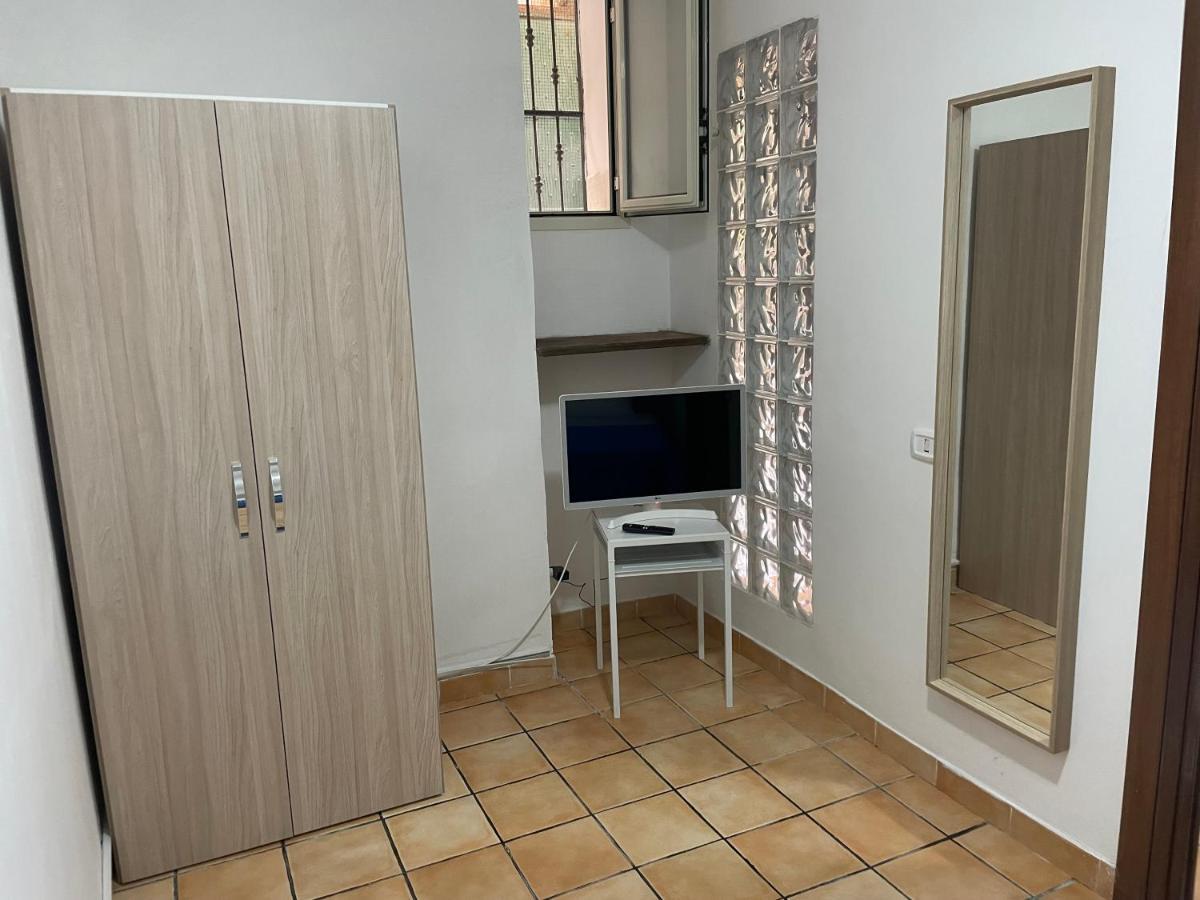 Le Suite Di Ginevra 나폴리 외부 사진